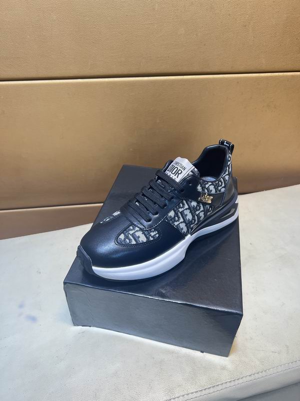 Versace Sneakers Mens ID:20260319-411